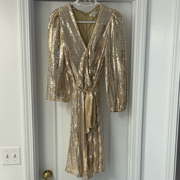 Nanette Lepore Gold Sequin Mini Dress 💛💛💛 - Picture 2 of 7